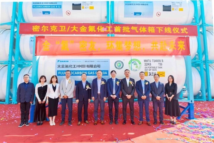 ����ͨ�����������������Ϲ�������������������������ɫ�������� �ܶ������ʹ�����������46̨��������һ��������